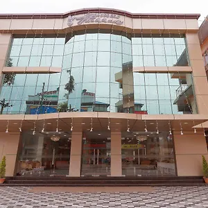Hotel Livinns