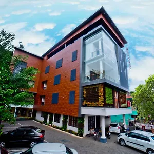 Hotel Wild Saga